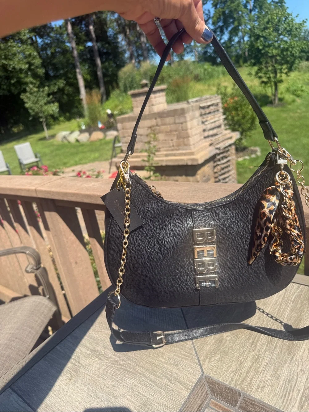 bebe key features